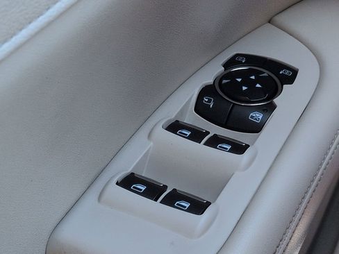 Used 2019 Lincoln MKZ Reserve FWD image 22