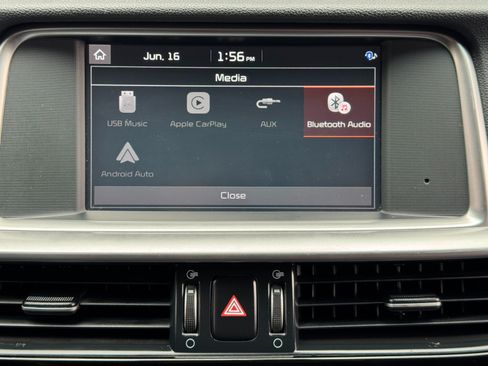 Used 2020 Kia Optima S FWD image 22