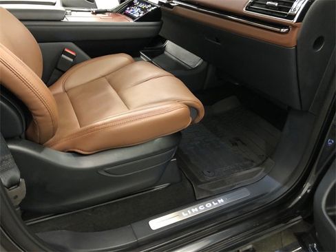Used 2024 Lincoln Navigator L Reserve image 39