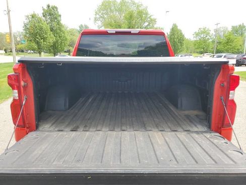 Used 2022 Chevrolet Silverado 1500 RST w/ Z71 Off-Road Package AWD/4WD image 25