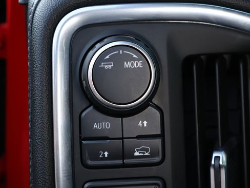 Used 2021 Chevrolet Silverado 1500 LT w/ Bed Protection Package image 12