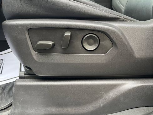 Used 2024 Chevrolet Silverado 1500 RST image 19