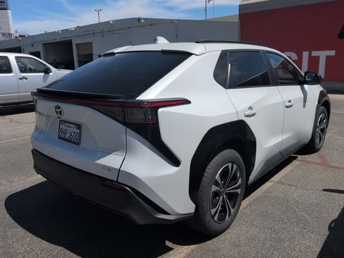 Certified 2023 Toyota bZ4X AWD w/ Weather Package image 7