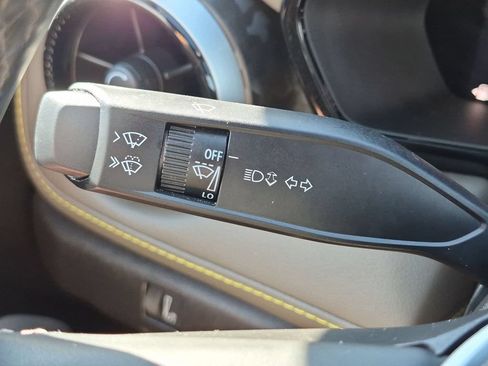Used 2025 Chevrolet Colorado ZR2 w/ Technology Package AWD/4WD image 20