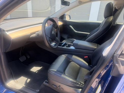 Used 2020 Tesla Model Y Long Range AWD/4WD image 8