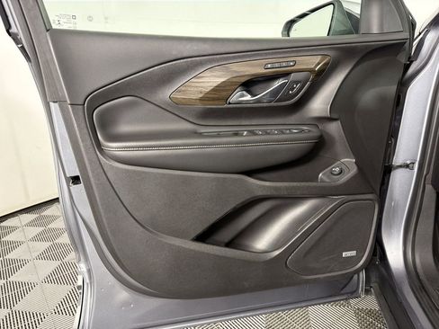 Used 2018 GMC Terrain Denali w/ Comfort Package image 8