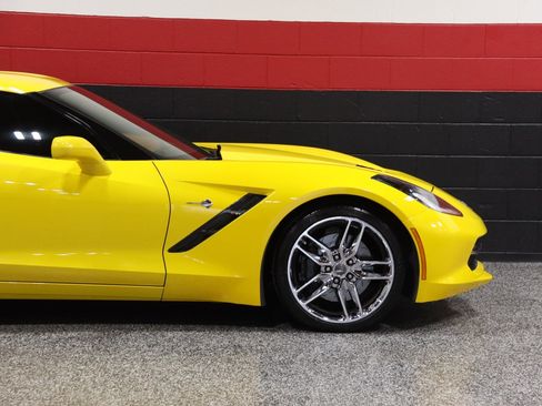 Used 2014 Chevrolet Corvette Stingray Coupe RWD image 6