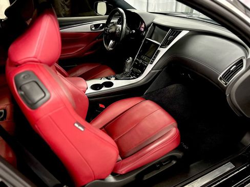 Used 2019 INFINITI Q60 Red Sport 400 w/ Proactive Package image 22