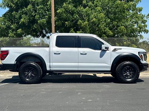 Certified 2025 Ford F150 Raptor AWD/4WD image 9