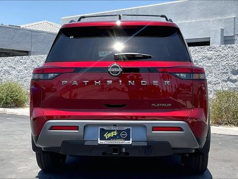 New 2026 Nissan Pathfinder Platinum FWD image 3