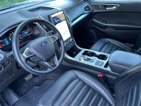Certified 2024 Ford Edge SEL image 12