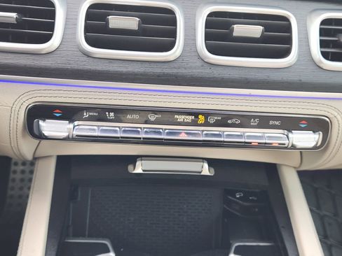 Used 2023 Mercedes-Benz GLS 450 GLS 450 image 19