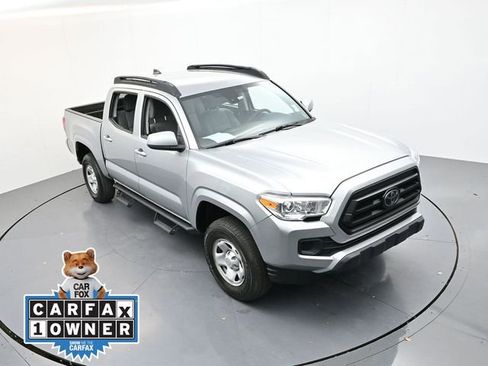 Used 2023 Toyota Tacoma SR image 19