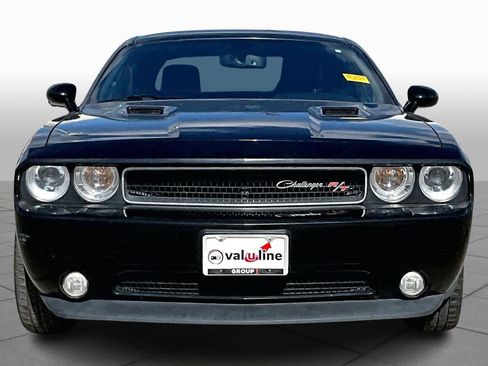 Used 2013 Dodge Challenger R/T image 3