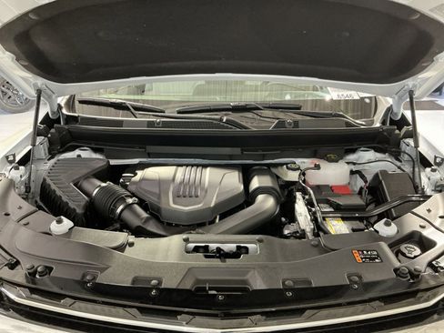 New 2026 Chevrolet Traverse High Country w/ LPO, Floor Liner Package FWD image 28