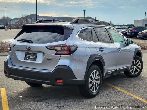 Used 2024 Subaru Outback Premium image 7