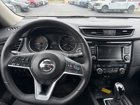 Used 2020 Nissan Rogue SL w/ Premium Package AWD/4WD image 16
