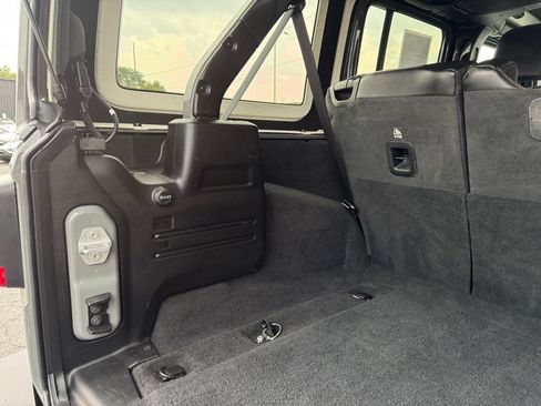 Used 2021 Jeep Wrangler Unlimited Sahara AWD/4WD image 10