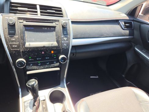 Used 2017 Toyota Camry SE FWD image 13
