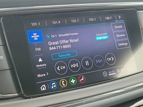 Used 2020 Buick Enclave Essence AWD/4WD image 17