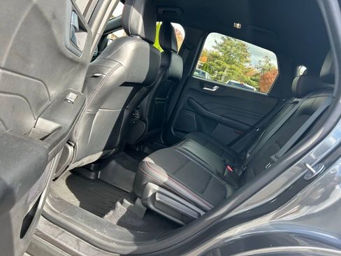 Certified 2023 Ford Escape ST-Line w/ Tech Pack #1 image 18