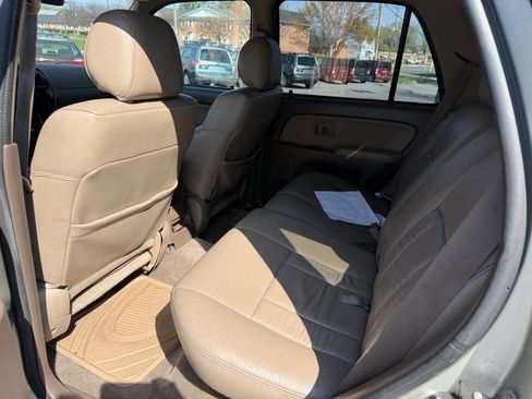 Used 2001 Toyota 4Runner Limited AWD/4WD image 11