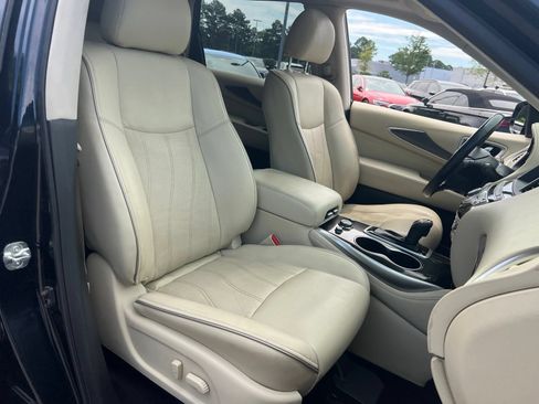 Used 2020 INFINITI QX60 Luxe w/ Essential Package FWD image 44