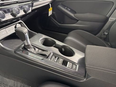New 2026 Honda Civic Sport image 25