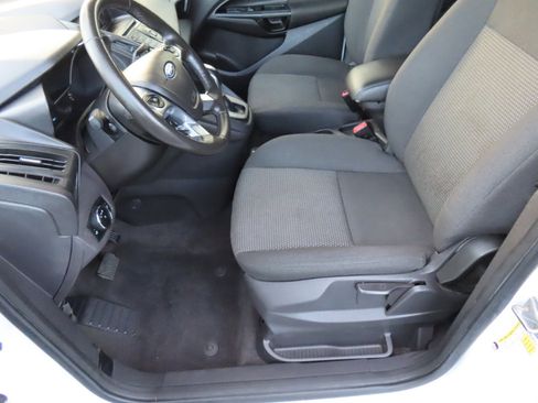 Used 2018 Ford Transit Connect XL image 7