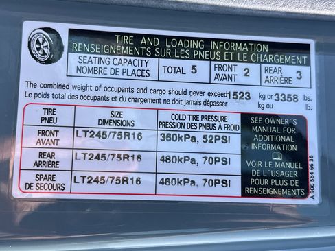 Used 2024 Mercedes-Benz Sprinter 2500 image 35