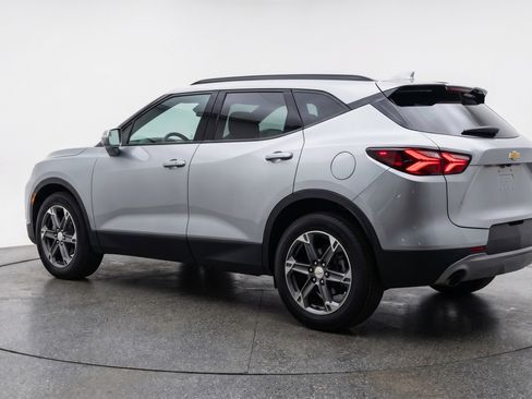 Used 2025 Chevrolet Blazer LT image 6