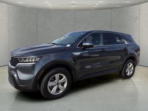 Used 2022 Kia Sorento LX AWD/4WD image 1