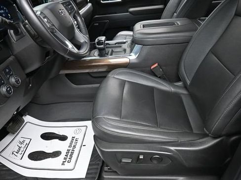 Used 2022 Chevrolet Silverado 1500 LT Trail Boss w/ Convenience Package II AWD/4WD image 15