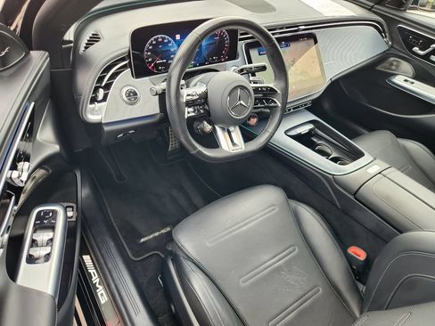 Certified 2025 Mercedes-Benz E 53 AMG e 4MATIC Sedan image 15