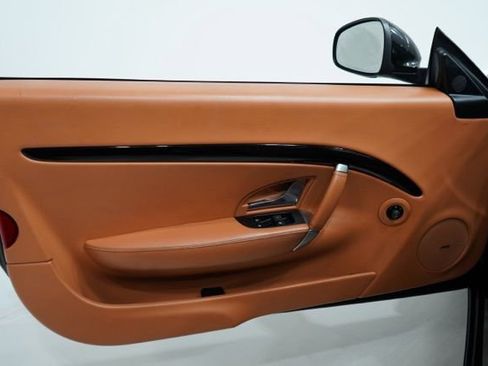 Used 2016 Maserati GranTurismo Convertible RWD image 16