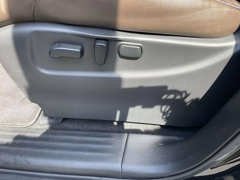 Used 2019 Nissan Armada Platinum w/ Captain's Chairs Package AWD/4WD image 21
