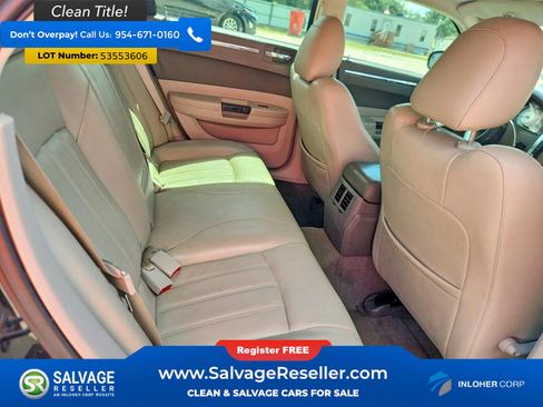 Used 2009 Chrysler 300 C RWD image 13
