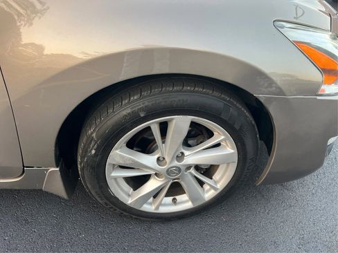 Used 2013 Nissan Altima 2.5 SL image 24