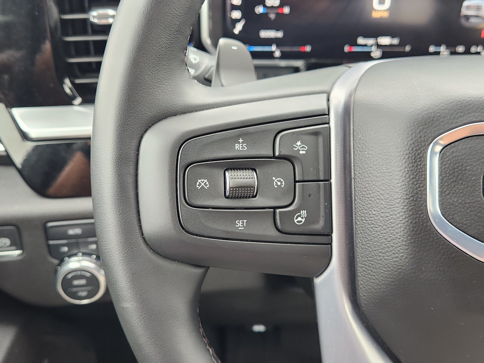 Used 2026 GMC Sierra 1500 Elevation w/ Preferred Package AWD/4WD image 32