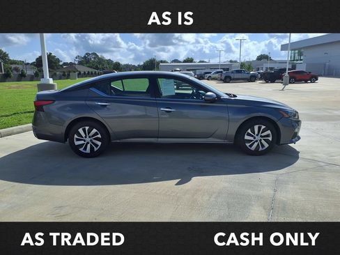 Used 2022 Nissan Altima 2.5 S FWD image 8