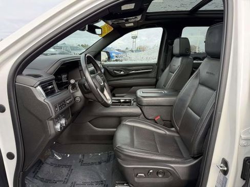 Certified 2022 GMC Yukon XL Denali image 12