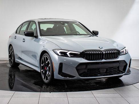 Used 2025 BMW 330i xDrive Sedan w/ M Sport Package AWD/4WD image 12