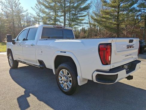 Certified 2022 GMC Sierra 3500 Denali image 22
