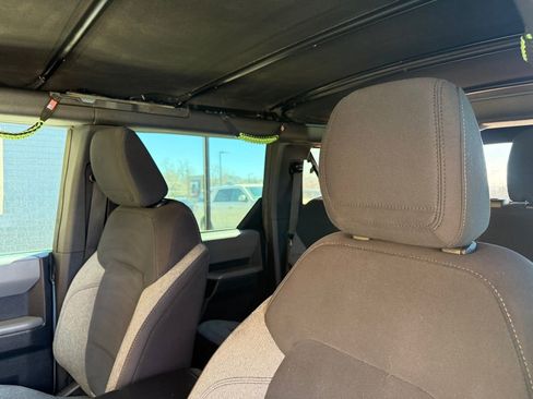 Used 2022 Ford Bronco Big Bend w/ Sasquatch Package AWD/4WD image 24
