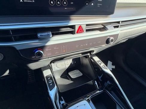 New 2026 Kia Sorento SX Prestige AWD/4WD image 18