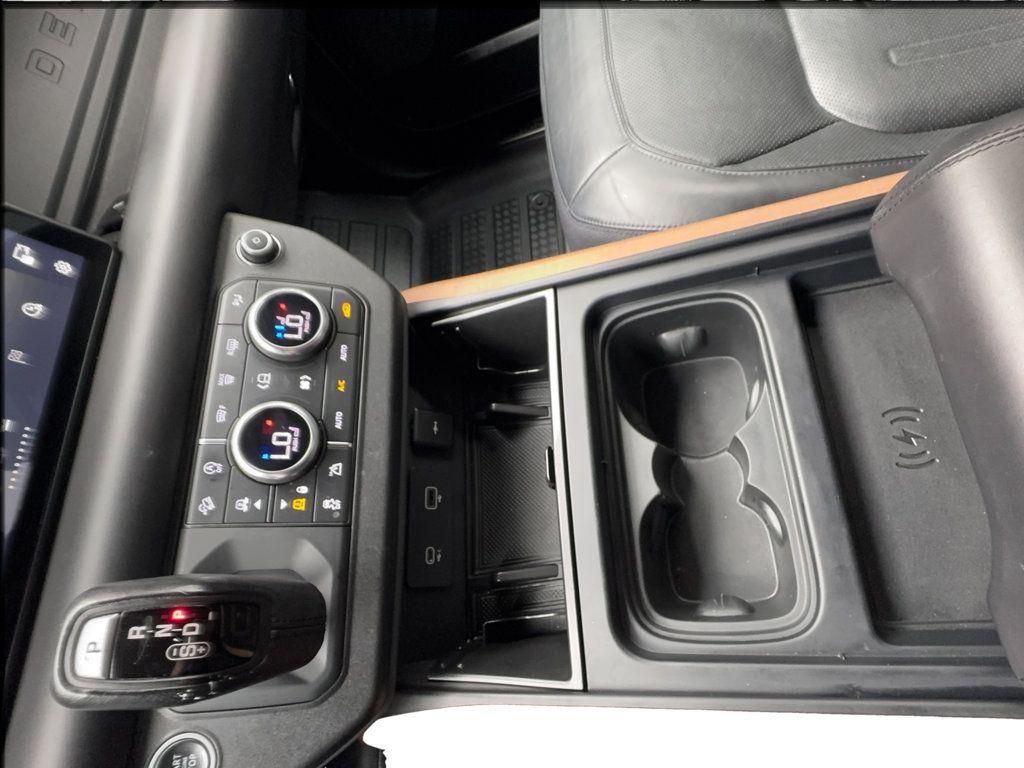 Used 2021 Land Rover Defender 110 X AWD/4WD image 51