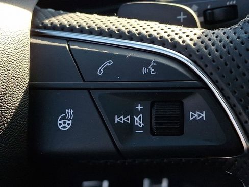 Used 2023 Audi SQ5 Premium Plus w/ Premium Plus Package image 22