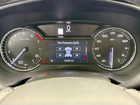Used 2019 Cadillac XT4 Premium Luxury FWD image 33