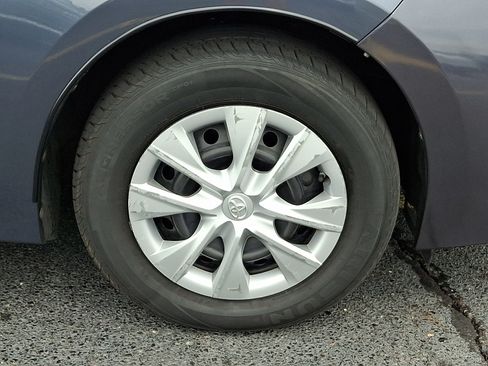 Used 2018 Toyota Corolla L FWD image 8