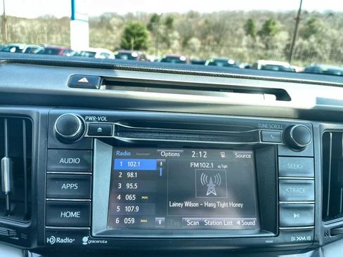 Used 2016 Toyota RAV4 XLE image 14